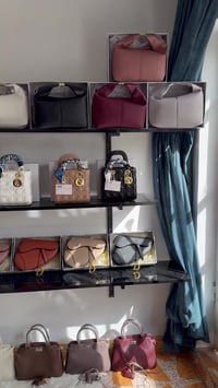 مشروع جديد حقائب نسائيه ماستر اصلية  واتمنه دعمكم 💕 وللحجز قطع واستفسا...