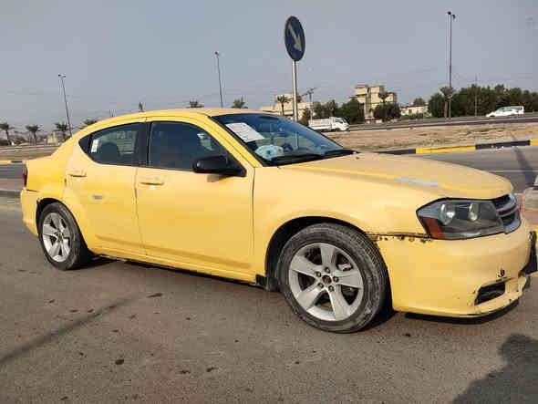 لسلام عليكم 
دوج افنجر 2012 للبيع
اللون اصفر
كير مكينه خير من الله 
مكينة 2400
تدفئه تبريد 
كمبريسر اوباما 
شاشه كامره
عبوة جديدة اصلية 
داينمو   جديد
باور ستيرن جديد
بدون قطعة تبديل
حادثها بامريكا ضربة صفح الجاملغ والباب مال السكن والباب مال الراكب
وبالعراق همات صايره بيها ضربه بنفس الصفحه
ونفسهم مصلحات ممبدل بيها شي
لغد وشواصي مكفولات الضربه صايره صفح
رقم بابل انكليزي الجديد باسمي تتحول اي مكان
مصفره هيئة وغرامات
نواقصها 
حداديتها تعبانه 
تايرات نص عمر 
مشط ستيرن نص عمر بس لايذب دهن ولا شي
الدجه مال الكير 
للتواصل ***********
مكاني بغداد الجديدة
السعر 55 وبيها مجال
