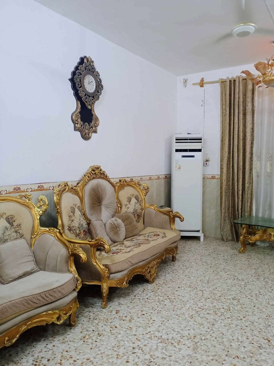 يباع  نقدا وعالمبادرة
دار للبيع في شارع الشيرازي بناء حديث خدمات ماء مجاري كهرباء مساحه ٢٠٠غرف نوم عدد ٣غرفتين بالطابق الأرضي وغرفه بالطابق الثاني للاستفسار الاتصال ***********
