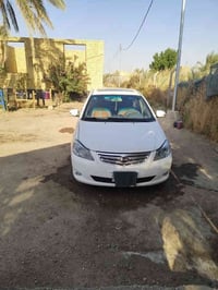 بصمتين • محرك كورلا • فتحة سقف