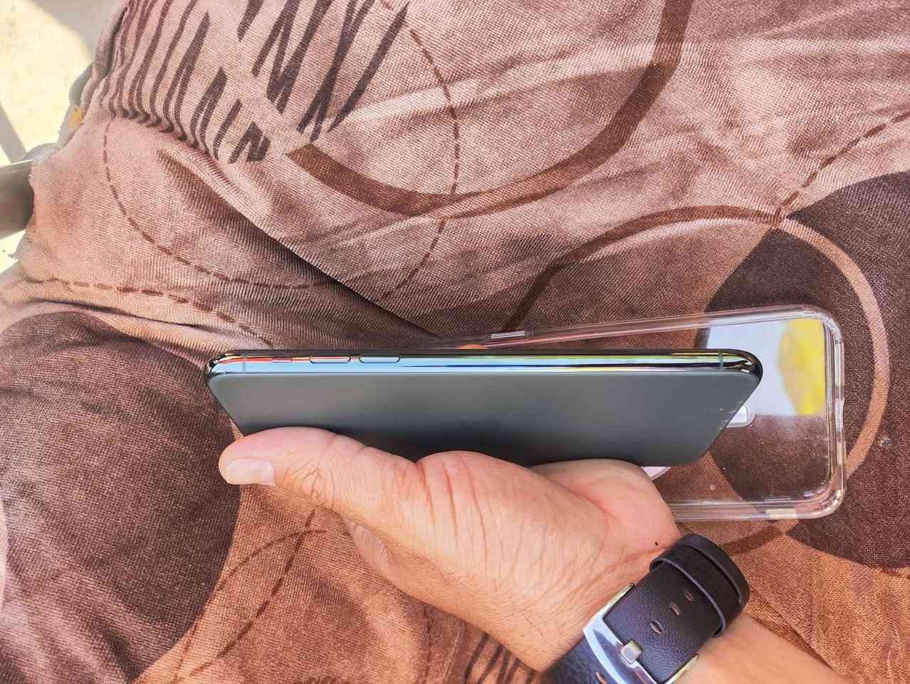 ايفون 11 برو ماكس ممفتوح كله بلاد ذاكره 256 سيم واحد جهاز اخو الصفر سعر خاص شراي يحي خاص ***********
