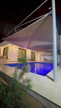 مسائي اليوم الخميس متوفر 07717198840 عائله فقط