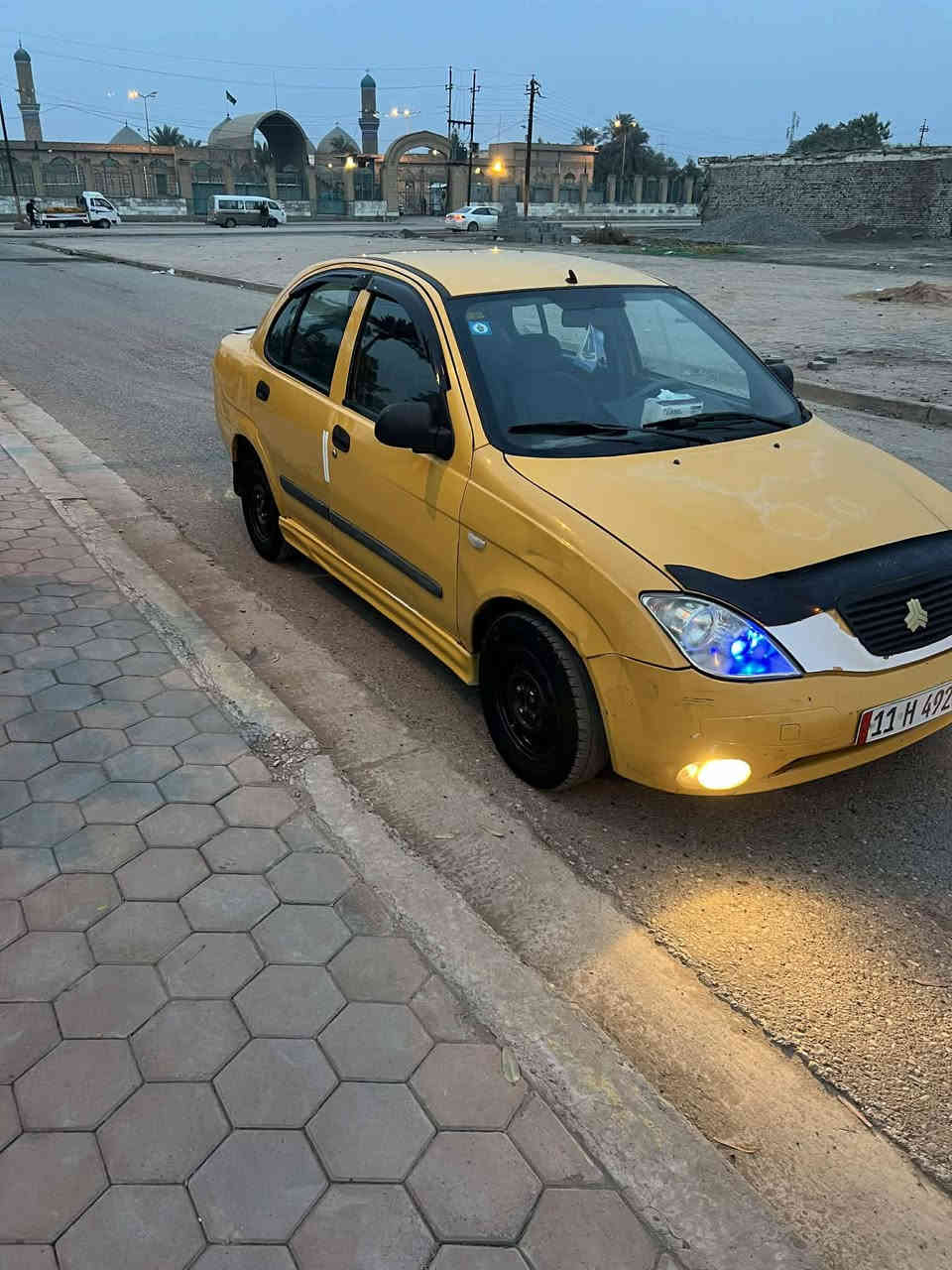 السلام عليكم سياره طيبه 2016 للبيع رقم بغداد تحويل ثاني يوم هزه لل 2030 ماكينه الكيا ريو 1600 المفتوح باتري جديد بيها ملاحظات بالخارج كملغ الامامي مبدل السيارة مال جناي شاشه كاميرا دواره لا يتزنون دمام مكان السياره بغداد المدائن رقم الهاتف *********** ملاحظه السعر 42 وبيها مجال للطيبين
