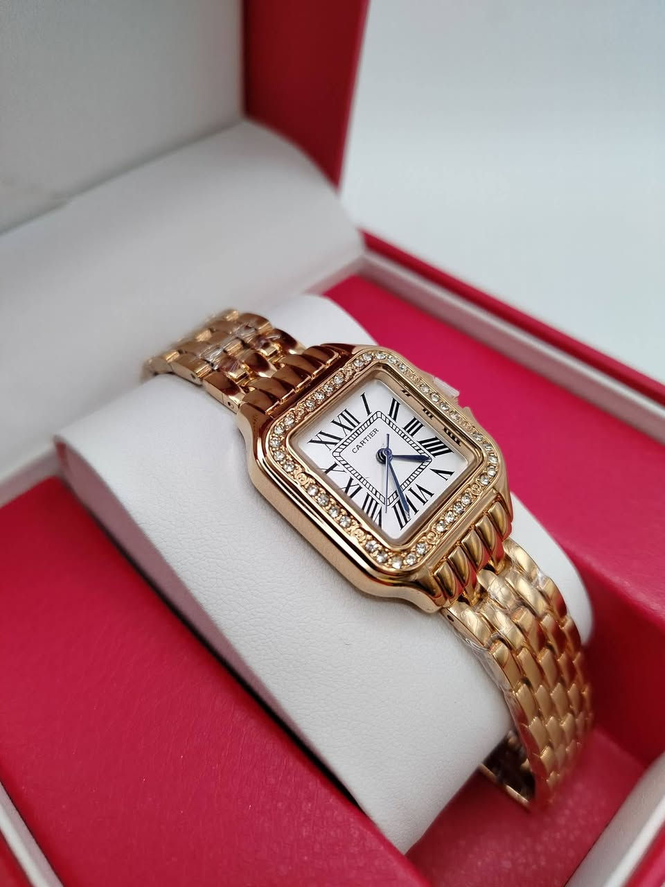 ساعة ماركة كارتير مختم مع الملحقات يوجد توصيل


**إذا كنت صاحب هذا الإعلان وتريد حذفه لأي سبب، رجاءا أرسل رسالة إلى الدعم الفني**