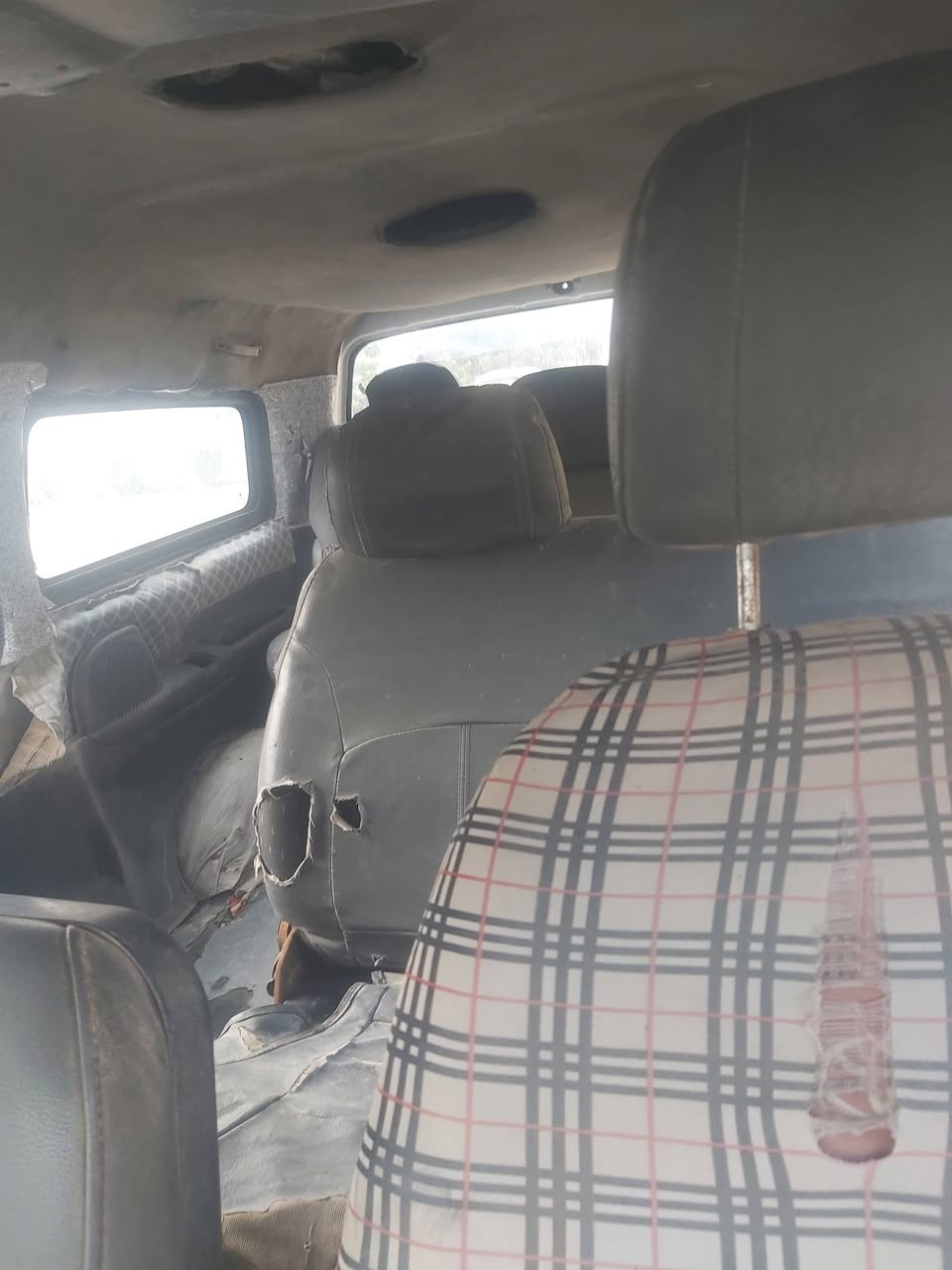 استاركس 2006
رقم بصره صدامي المالك في الشوملي محرك زين وكير واكسن خير من الله  هذا موجود 
السعر 30 وبيه مجال 
***********
العنوان بابل الهاشمية
