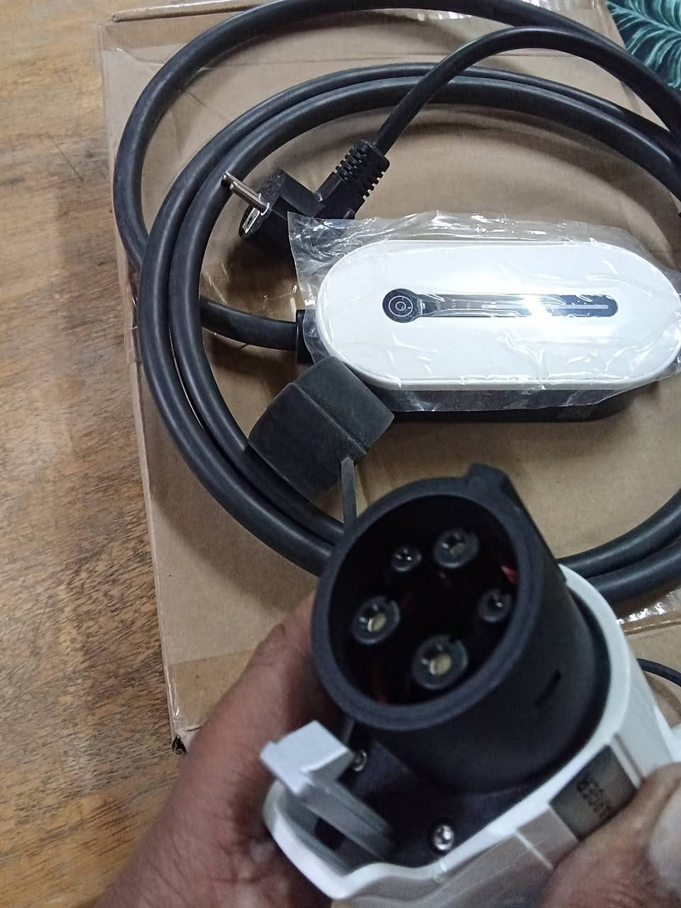 شاحن سيارة كهربائية للبيع اعلى سعر جديد غير مستخدم


**إذا كنت صاحب هذا الإعلان وتريد حذفه لأي سبب، رجاءا أرسل رسالة إلى الدعم الفني**