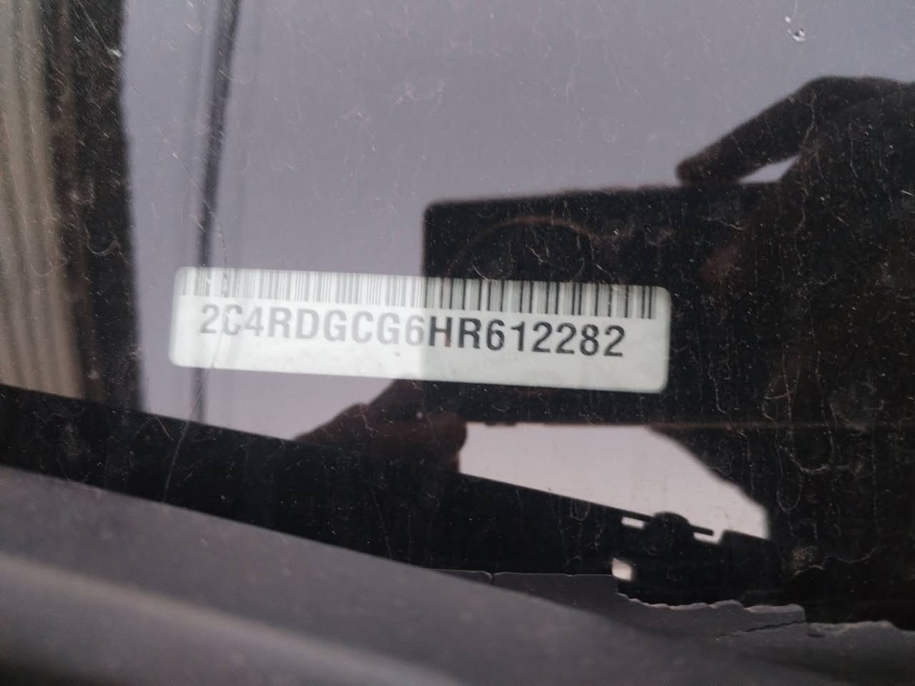 اسلام وعليكم
دوج كرفان 2017
فول مواصفات
آيس اكستي
ماشيه ١٤٠
ما مشتغله خط
والمواصفات معروفه بلفول
الاستفسار ***********
***********
