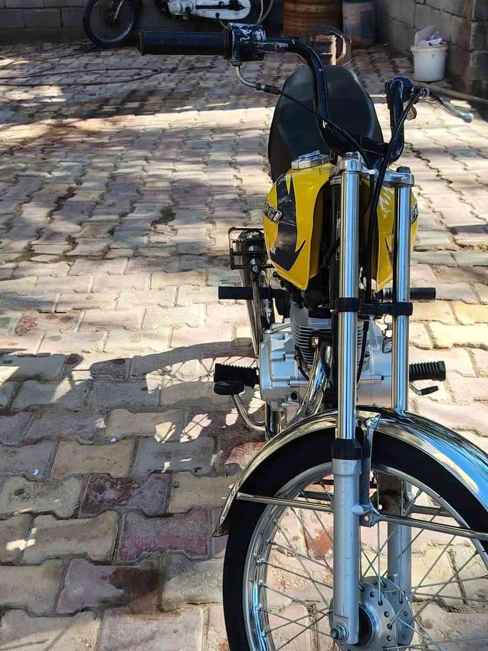 ‏سلام عليكم أربع كير للبيع موديل 19 معمرة 24 الدراجة كاملة أوراق وصولي الدراجة أحلى من الصورة
‏ مكاني كربلاء الحرة الصغيرة رقم الهاتف***********
