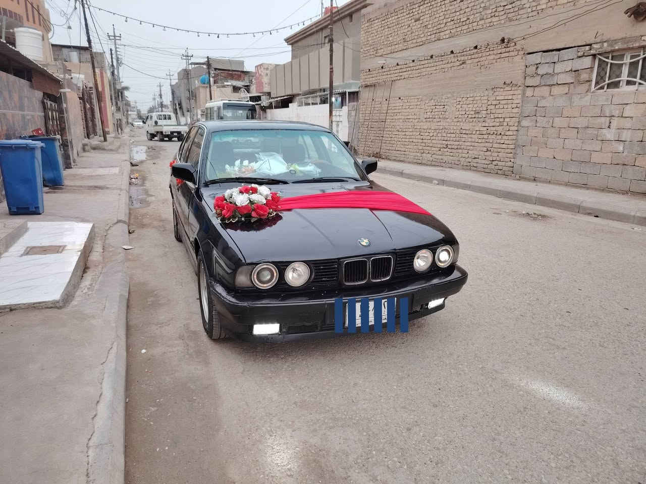 السلام عليكم BMW 1990 مكينه 6 كير جديد صارله ٥ اشهر كهربائيات كله شغاله يعني منضومه البك لايت كله جديد الأمامي هم كذالك داخل الاناره هم جديد منضومه كامله سماعات ومسجل جديد سياره معمره داخل خارج حداديه الاماميه تعبانه تايرات جدد سنويته 2026 لشهر العاشر لون اسود غير محدد رقم بغداد مشروع وطني الياخد السياره فقط تحويل يعني لا يكلي وكاله السياره سعره ٣٨ وبيه مجال مكاني واسط قضاء العزيزية
***********
