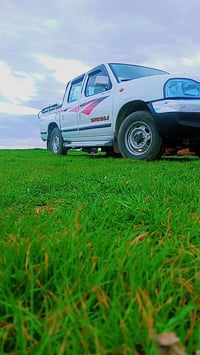 نيسان 9وسعر عل هذا رقم الي يحب يستفسر07857307389