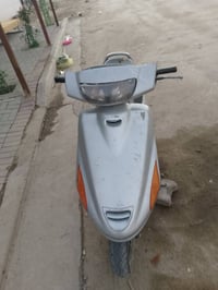 وعليكم السلام دراجة شنو نوعه.             دراجة فراشه الدراجة مفتوحه ....
