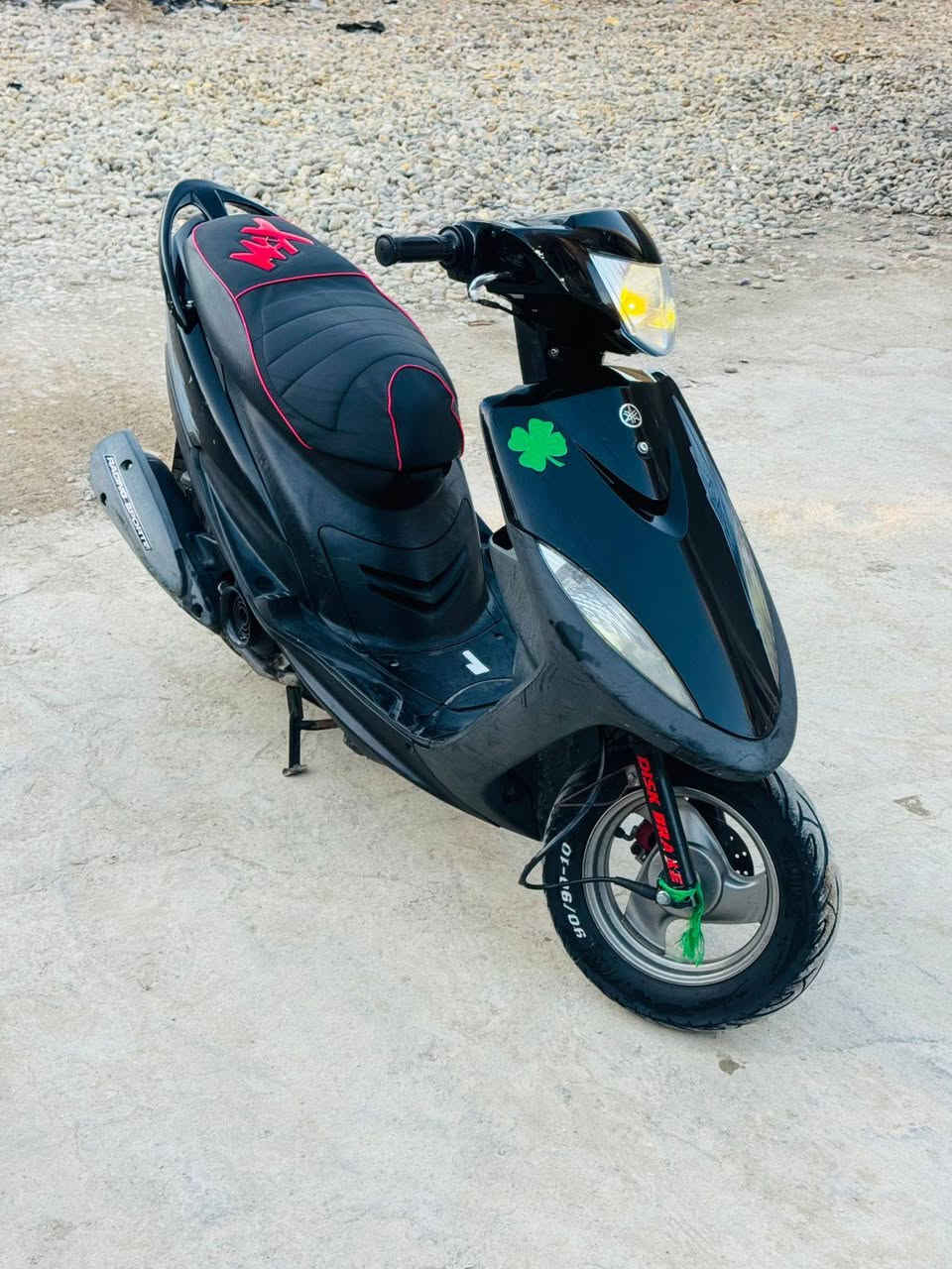 السلام عليكم ماكس عدله للبيع مكفوله كفاله عامه صارله 7 اشهر من طالعه بسمي مداور سعر 1200 وبيه مجال رقمي ***********
