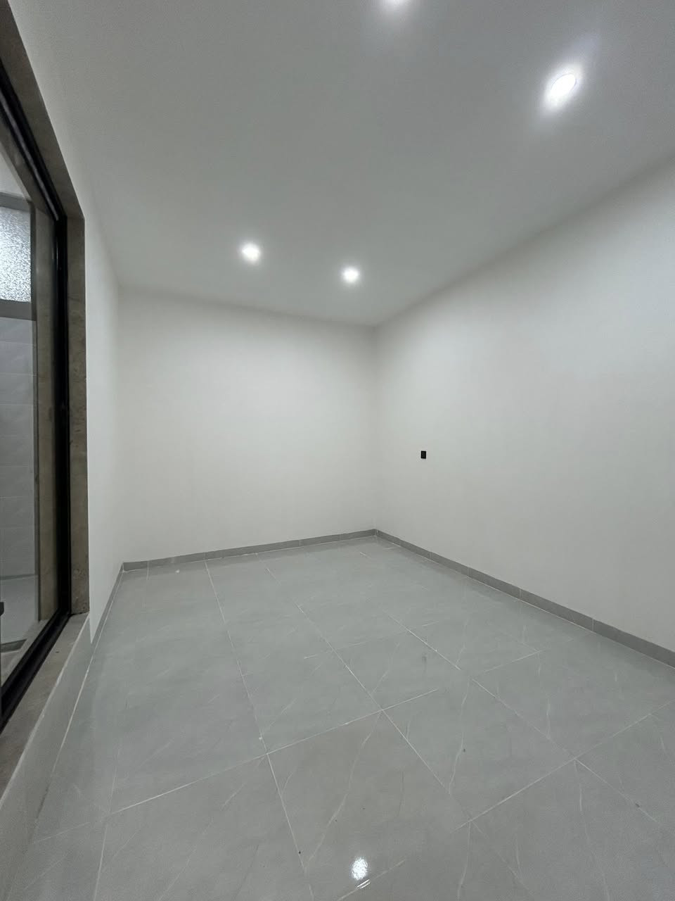 #خانووبۆکرێ  125م سفڕ
#هەولێری_نوێ
4 ژووری نووستن
ژووری میوان + چێشتاخانە + هۆڵ
تایبەت بۆکرێ

#بیت_للٳجار  125م زیرو
#اربیل_جدید
4 غرفة نوم
عرفة ظیوف +مطبغ + صالە
خاص للٳجار
 
***********
