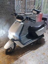 متاح دارجه بوليس شحن سرعه 80 كلشي شغالي بطاريات مصطره 6 بطاريات شادلهه...