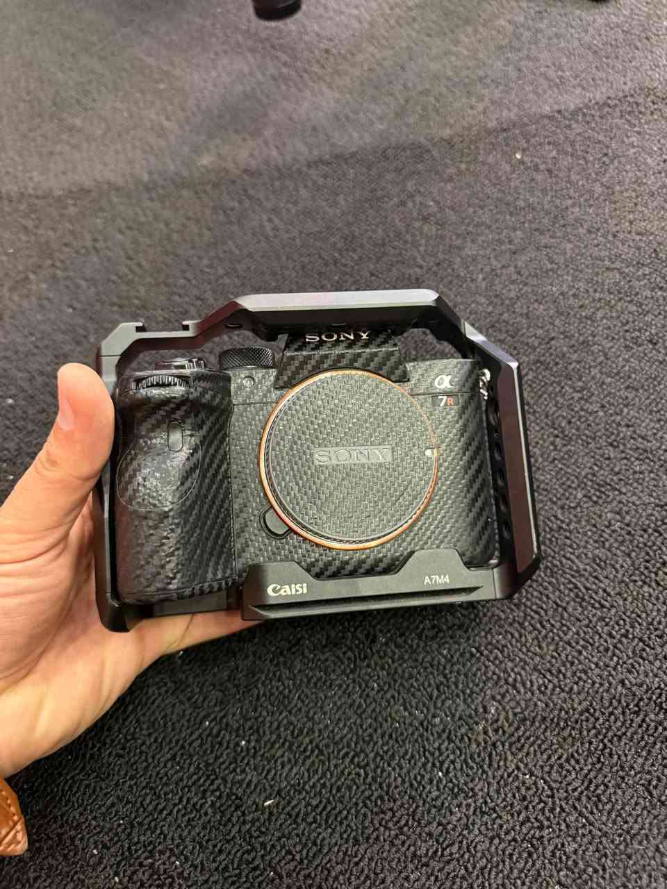 📸 للبيع | Sony A7R IV (Body Only)
كامرة Sony A7R IV بدي فقط، بحالة جيدة جداً.

▪️ السعر: 2,300,000 دينار عراقي
▪️ قابل للتفاوض بشكل بسيط
▪️ الكارتون الأصلي موجود
▪️ الشاحنة الأصلية موجودة
▪️ القباق (الأغطية) موجودة

📍 الموقع: بغداد – الشعب
📞 ***********

للاستفسار أو المعاينة يرجى التواصل على الرقم أعلاه
