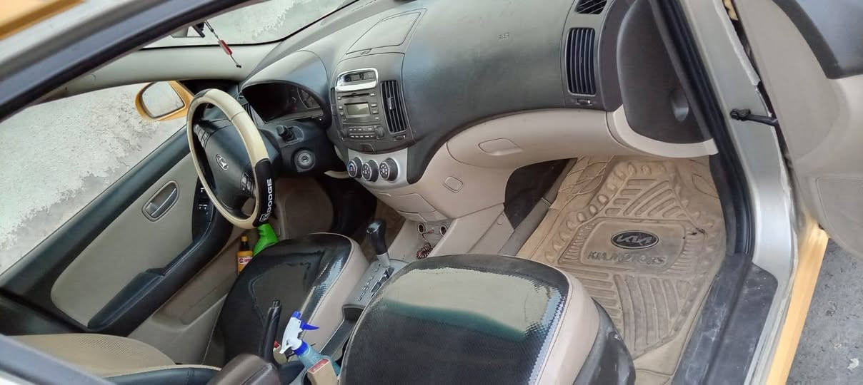 النترة ٢٠٠٨السيارة كاملة وخير من الله رقم بغداد مكانهة ديالى السونار مرفق بلمنشور 
***********
