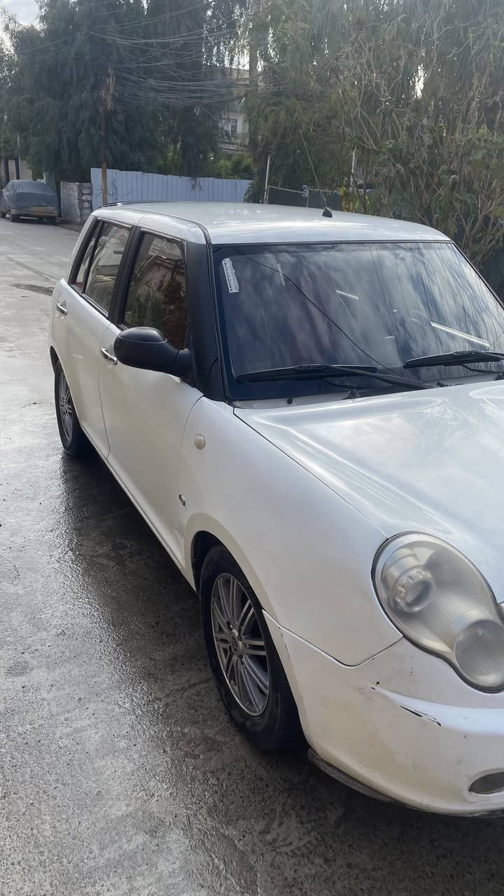 السلام عليكم
للبيع ليفان 320 موديل 2013
ماشيه 116 k
بيها نص جاملغ خلفي صبغ وشضيتين صغار بالسقف 
كوبون بانزين بيها
محرك وكير شرط
السعر 54 وبيها مجال 
***********
