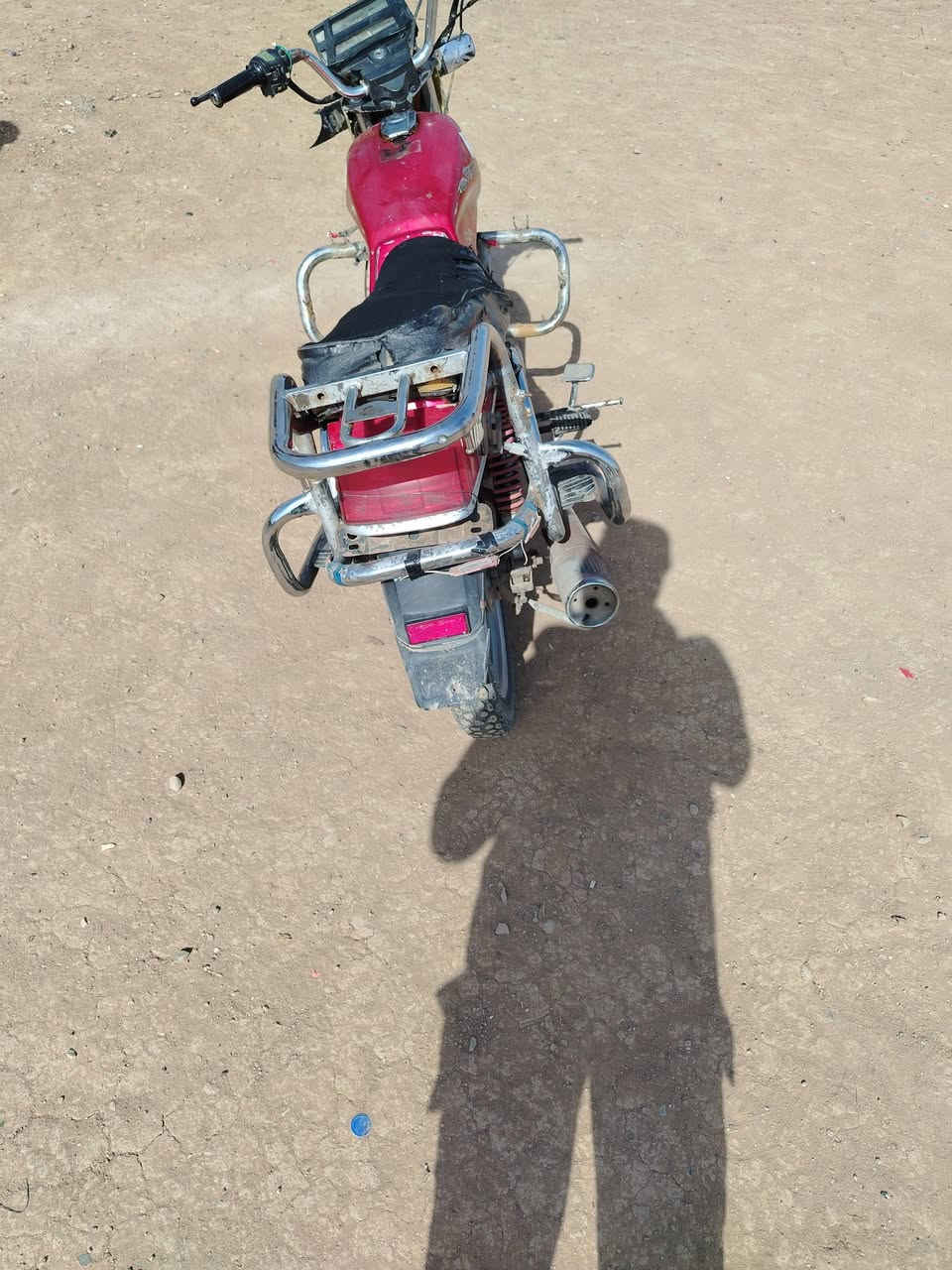 السلام عليكم ماطور للبيع
هذا شكله شغال بي أوراق منافيس سعره 200 وبي مجال شوي


**إذا كنت صاحب هذا الإعلان وتريد حذفه لأي سبب، رجاءا أرسل رسالة إلى الدعم الفني**