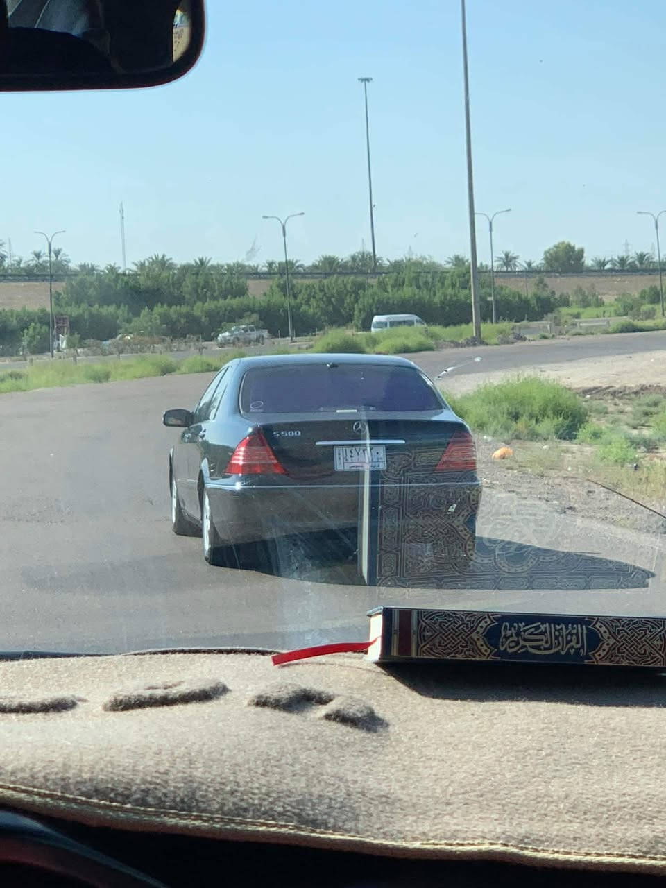 S500 
موديل ٢٠٠٢ رقم كركوك وكاله مالك نجف 
مكان السياره بابل مركز 
سعر ٨٥ 
رقم ***********
مو شراي اعبر المنشور والله يرزقك 
شراي خابر وتدلل
