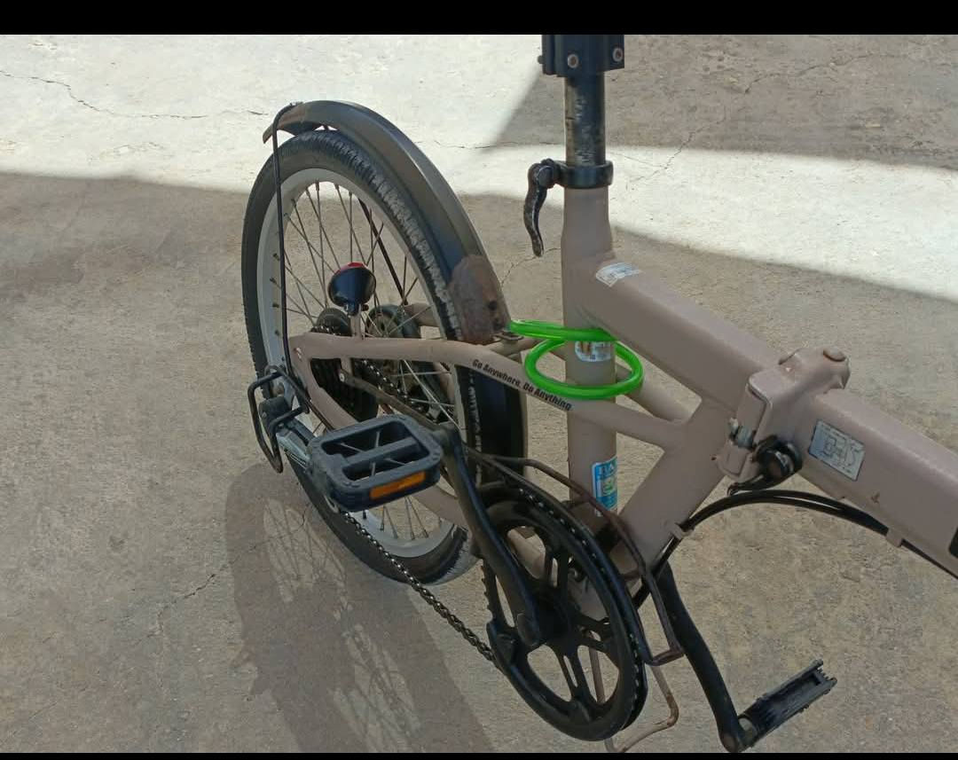 بايسكل للبيع جيب طبكه حجم ٢٠ الصبغ جلد حيه مكينه شيمانو 6 نمر شغاله بريكات اماميه خلفيه شغاله السعر ب 95 وبي مجال قليل الشراي واليريد يعرف باقي التفاصيل هذا رقم راعي البايسكل *********** ويتفاهم ويا ( من رخصة الادمن)
