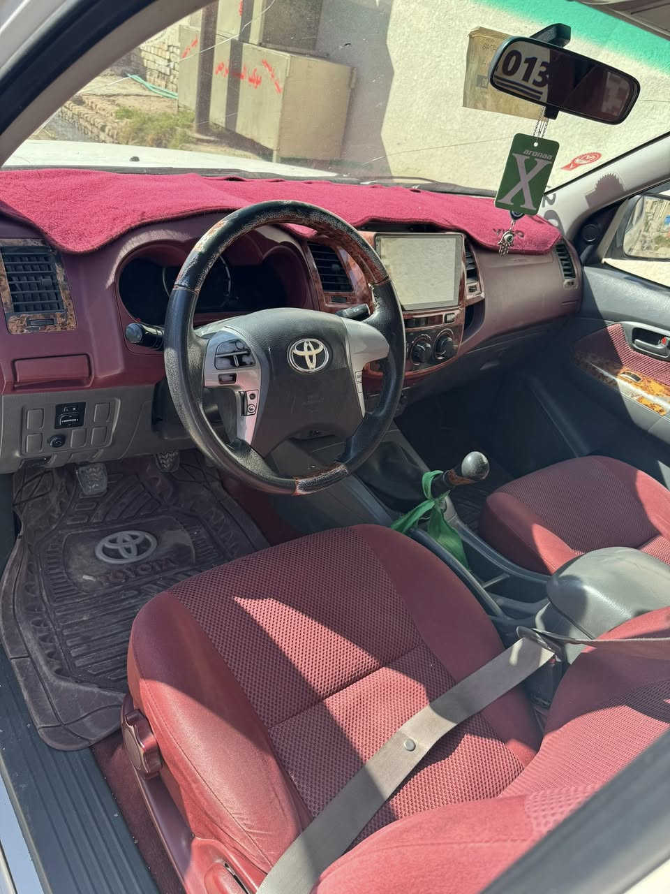 السلام عليكم البيع بيكم موديل 2013كويتي شاصي 19كير عادي رقم ميسان الماني سنويه جديده بسمي شرط تحويل سياره محرك جديد على شرط صدر جديد تبريد سياره يعني جاهزه مابيه نقص بيه مكانت صبغ وبارد بجم مكفول سعره 155وبيه مجال مراوس عادي اروس مكاني ناصريه قلعة سكر رقمي ***********بيه واتساب
