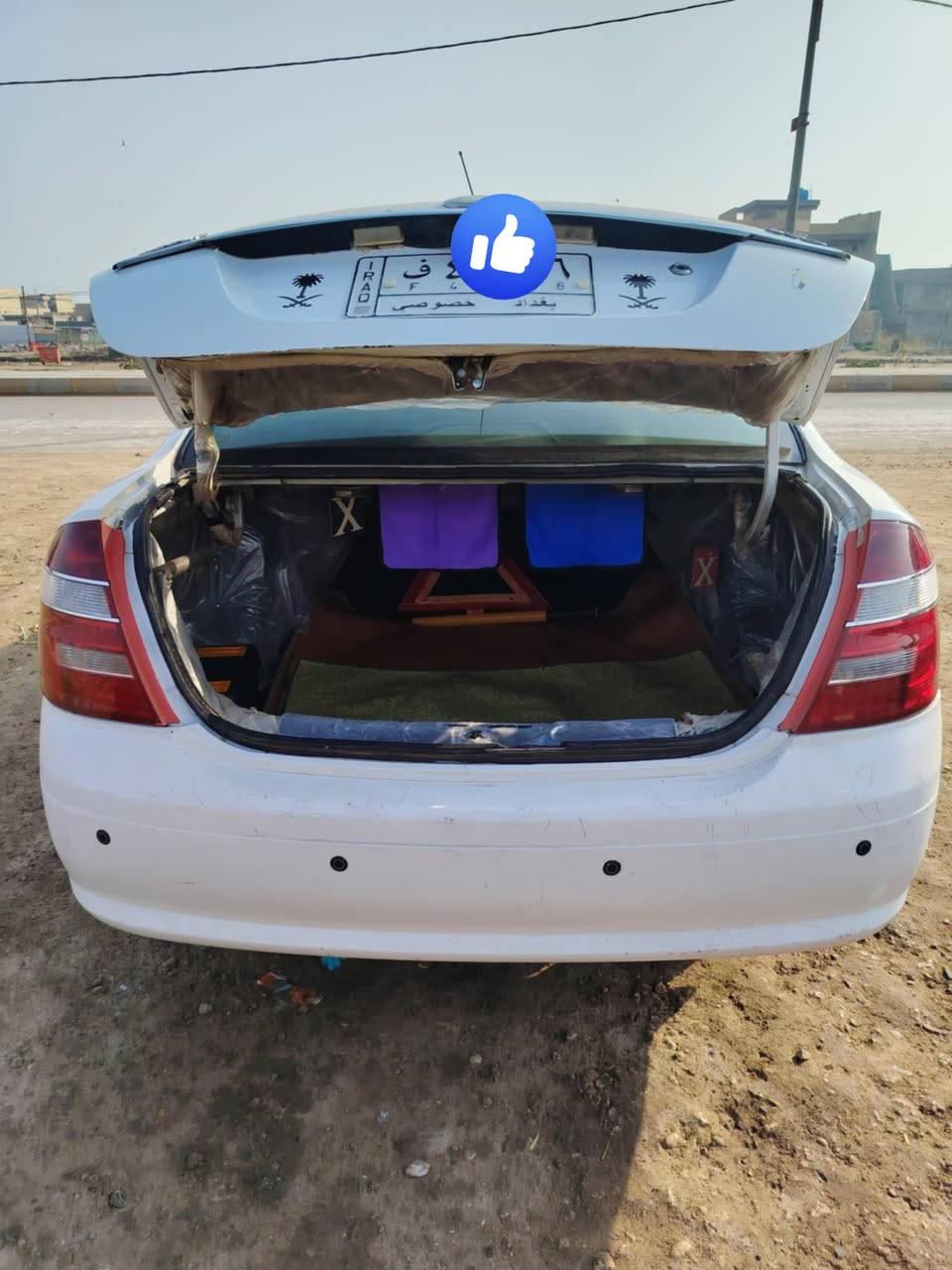 السلام عليكم جيلي موبل للبيع موديل 2012 مكفوله من كلشي كير ومحرك شرط تخم تاير حداديه جديده دوشمه جديده السعر 65 وبيه مجال رقم موبايل ***********
