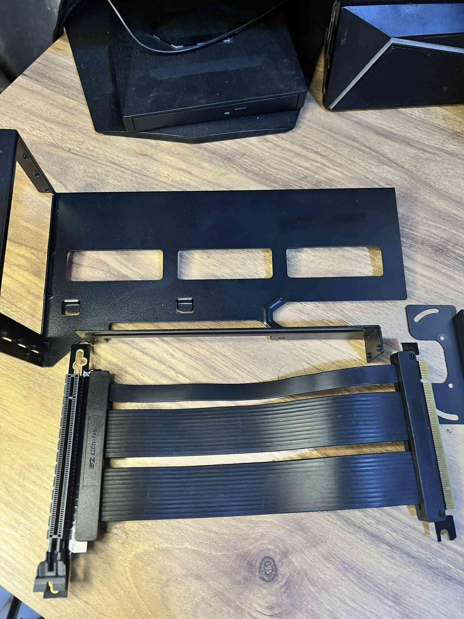 السلام عليكم شباب قطع منوعات علق يجيك السعر متوفر توصيل لجميع مناطق العراق 🇮🇶  
تواصل خاص او واتساب ***********
