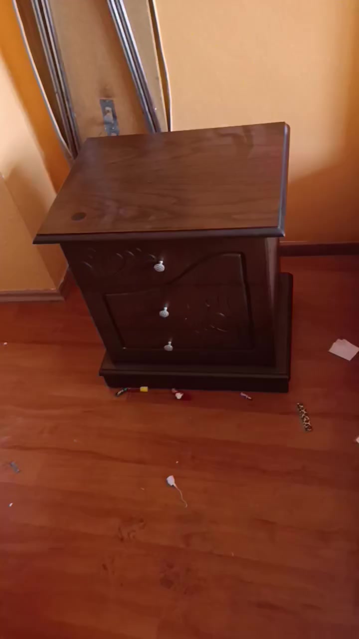 غرفة نوم ملكيه 6 قطع بنظافة تامة 
#العنوان حلب اخر خط طريق الباب مقابل مفرق فروج الشرق


**إذا كنت صاحب هذا الإعلان وتريد حذفه لأي سبب، رجاءا أرسل رسالة إلى الدعم الفني**