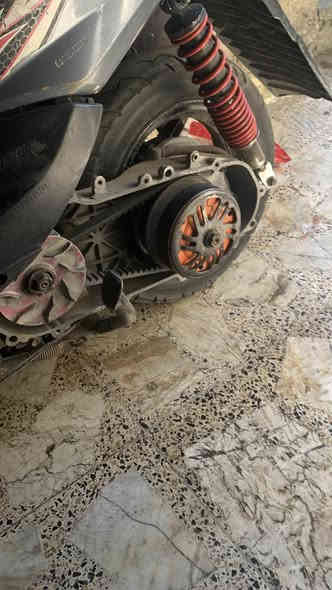 السلام عليكم درجه ثعل ملغومه تزويد وياله امامي خلفي رياضي دواسات كاعيه رياضي يدات بريك رياضي عضمه wf صالنصه رياضي جرص سواد قبق فلاوين رياضي كور بصمه رياضي كلجات wf رياضي سلف رياضي  كهرباياتها كلها شغاله شلعه ومعدل فول ميحتاج اكلك بعد للتوضيع ( بيها كابريتر بلادي وعندي كابريتر رياضي قفاز حجم ٢٦ انطيكياها وياها ) الكفرات ختم واحد السعر ٨٠٠ مكاني بغداد الحريه  متوفر خاص وهذا ال قم ***********
