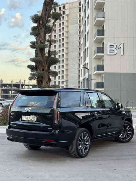 السلام عليكم 
كاديلاك  اسكاليد 2023 وكاله منصور 🇺🇸🇺🇸🇺🇸

فول مواصفات باب اول ✅

V8 محرك بانزين 

🛑 فول مواصفات 

🛑 فتحه بانوراما 
🛑 ٣٦ سماعه 
🛑 سقف شاموا 
🛑 شاشات خلفيه 
🛑 دوسه كهرباء 
🛑 ٥ كاميرات 
🛑 حساسات ٣٦٠ درجه 
🛑 ابواب شفط 
🛑 كشنات جلد بيجي تجي فقط بل 
🛑 كيج الكتروني 
🛑 جكات تصعد وتنزل 
🛑 سماعات ونظام صوت 

هوايه بيها مواصفات بعد مااتنذكر كلها 

مكانها بغداد حي الجهاد 

***********☎️
