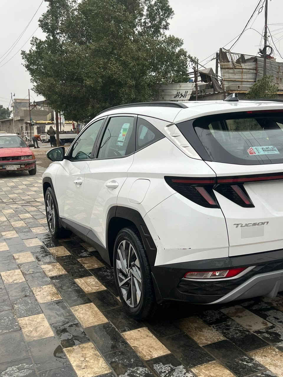 توسان خليجي موديل 23 مكفوله كفاله عامه فول مواصفات عده الفتحه رقم بغداد بسمي بغداد  السعر 210& وبيها مجال ***********
***********
