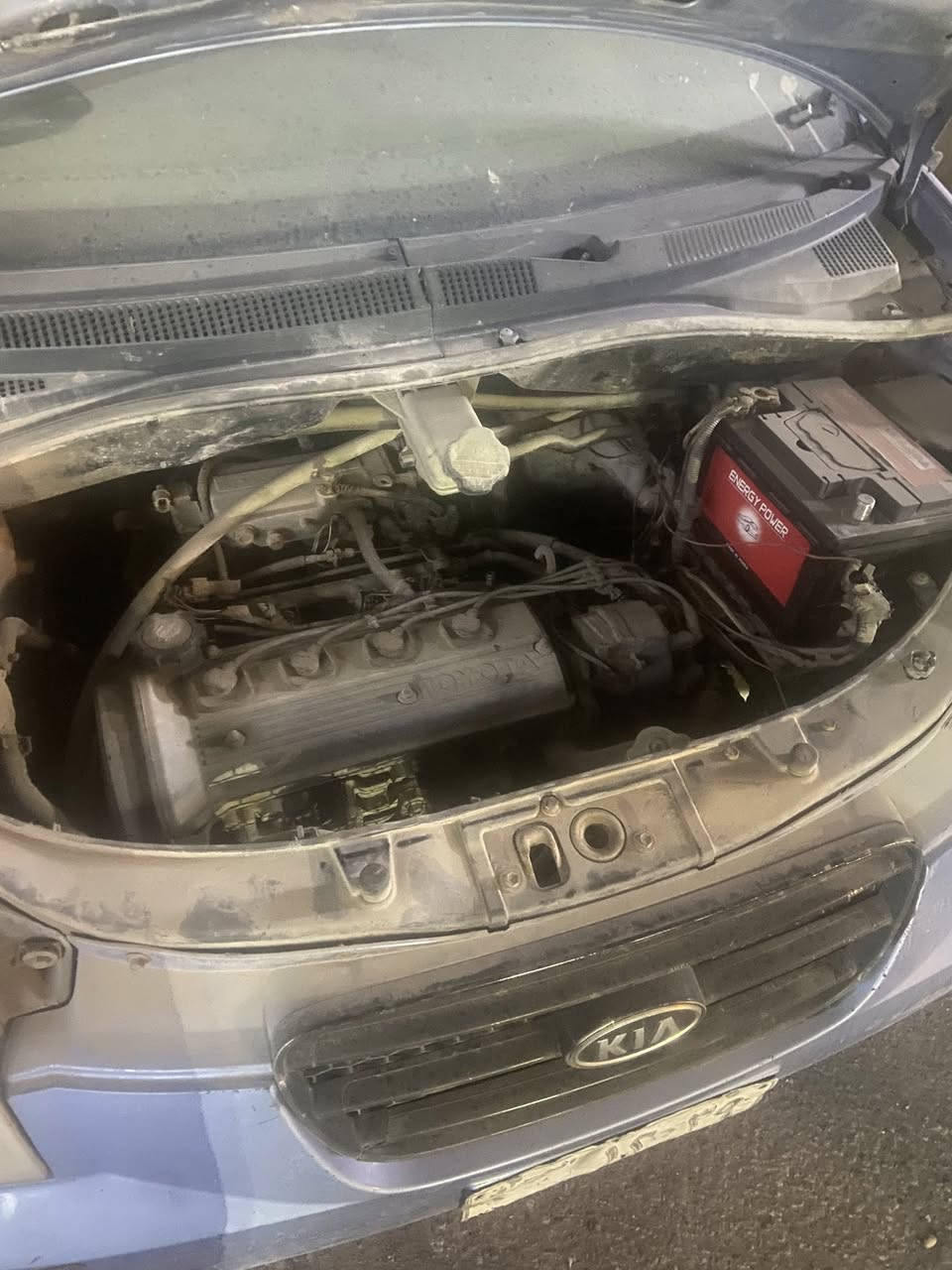 السلام عليكم سياره بيكانتو 2007سياره كير ومكينه محورات كورله سياره متروكه بس شغاله وتمشي رقمهه بصره سعرهه 22ورقه وبيهه مجال العنوان بغداد الأمين الثاني هاتف ***********
