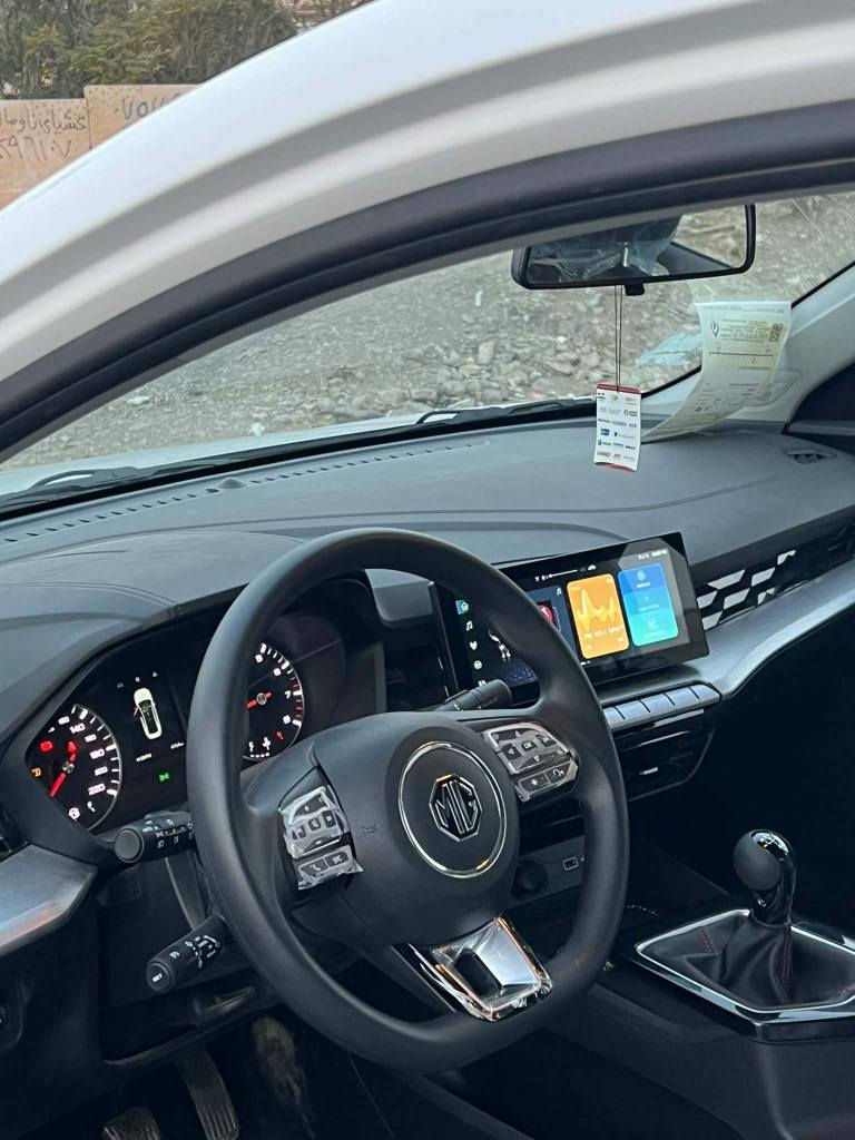 ئمجی گێڕ عاۆی 2025 بۆیاخ تەنک 8000 ڕۆشتووە. کوشن و گاعیو ناو سنوق تێگیراوە .. ڕەقەم پانە  بەناوی خۆمەوەیە  هی دەسی مەعرەز نیە ... 103 گەڵاو معامەلەیە کەم. بی شوخت بێ بۆیاخ ... ویلی 2026 
ڕۆنی تازە گۆراوە. ....*********** السليمانية, العراق
