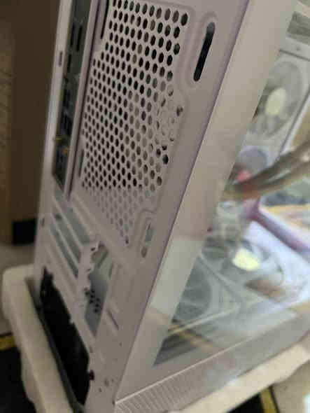 يحاسبه بدون كرت شاشة هسه مجهزتها المواصفات اما كم داخل الصور حاسبة كلا جديد اللي حاب يجي للبيت أهلا وسهلا توصيل ما عندي مكاني بغداد مدينة الصدر السعر550 أي تم تنزيل السعر 
استفسار ***********
بيع أو  مراوس  وي لبتوب  ادفع فرق 
ROG STRIX B550-I GAMING
AMD RyzenTM 7 5700X
XPG16 3600MHz
CORSAIRل RM SERIESTM RM850
WD
_BLACK
SSD500
Thermaltake TH 240
ALPHARD M
ARCTIC
