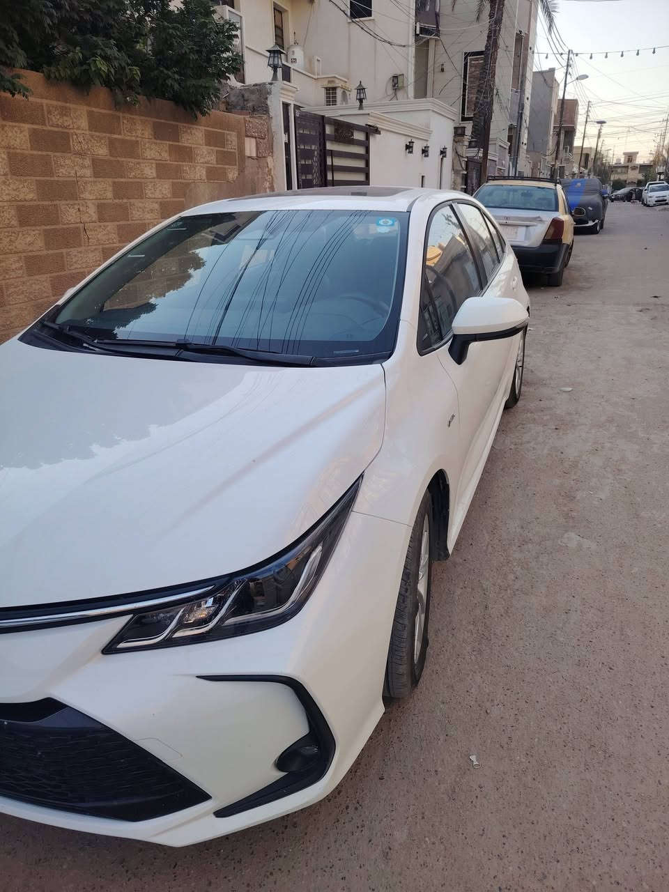 كورلا موديل 2025  ماشيه21  فول مكفولة 
 موصفات للاستفسار *********** العنوان الغزاليه
السعر 150 وبيه مجال
