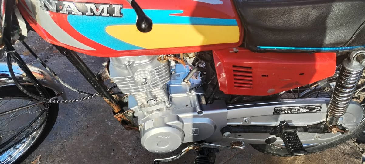 السلام عليكم دراجه بدون السعر 650وبيها مجال /***********
