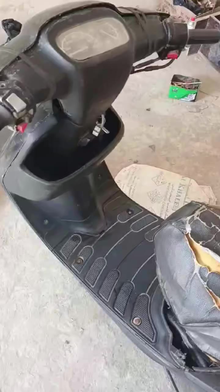 من رخصة صاحب الكروب المحترم زنبوره للبيع العنوان السماوة المجد الظوالم يم الوجين على الشارع الإتصال على 
***********
مكلف بنشر جزاكم الله خير الجزاء
