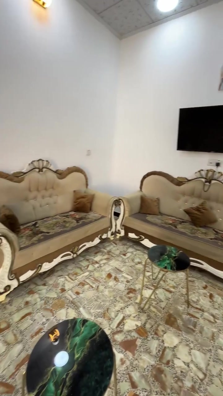 تخم ونص ابو التاج كامل مع الطبلات
.
بي ٣ ام ال٣ نفرات 
.
و ٢ ام النفرين 
.
و١ ابو النفر
.
السعر 500 الف 

للاستفسار ***********
