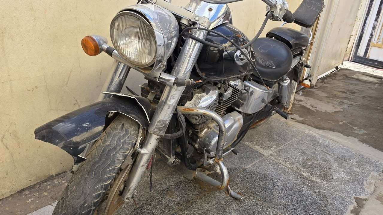 السلام عليكم
هوندا شادو سكيورتي 400cc
سويت بيها حادث بتاريخ 15\10\2025 
مثل متشوفون الضرر اللي صار بيها من الحادث 
اريد ابيعها لان الفلوس محتاجها عندي دوام وعندي جلسات علاج طبيعي 
السعر مو محدد انت صير الحكم وحدد السعر بس مو تغني لو تكسر بسعرها 
تحياتي


**إذا كنت صاحب هذا الإعلان وتريد حذفه لأي سبب، رجاءا أرسل رسالة إلى الدعم الفني**