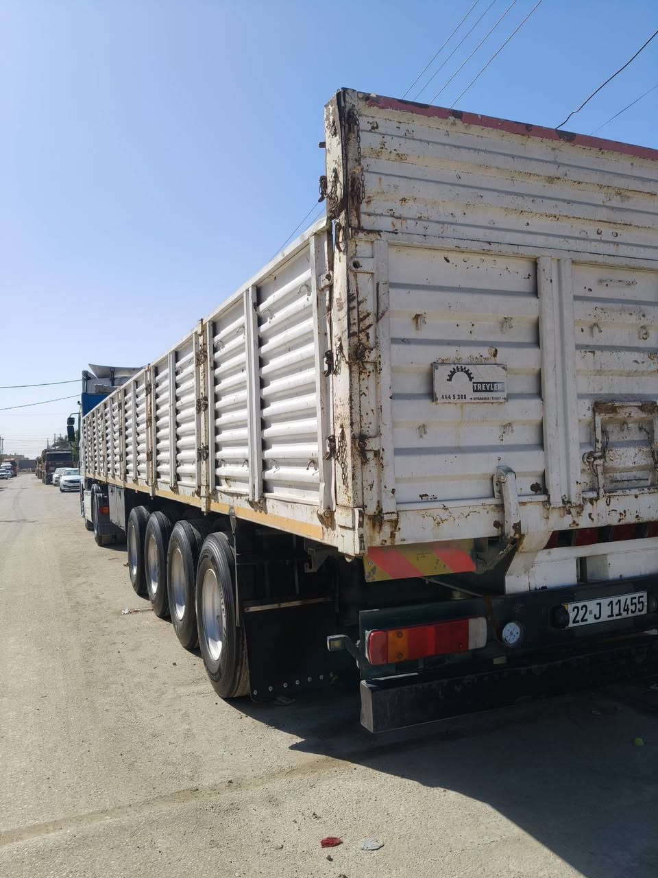 سلام عليكم عربانه للبيع تفصال تركي طول 1360ارتفاع الباب 110مع تعلوه 150. عربانه تخم تاير جاهزه للعمل تريد فصل وربط تريد بدون بصل وربط رقم اربيل عربانه جاهزه للعمل والشراي يتصل رقم هاتف ***********مكاني ناصريه مركز
