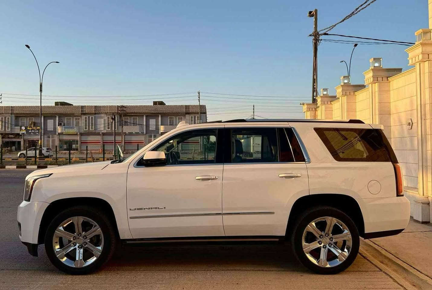 السلام عليكم جمسي دنلي ٢٠١٩ رقم بغداد بسمي حادثة جاملغ وبنيد والجاملغ الثاني صبغ السعر ٣٢٠ وبيه مجال للاستفسار ***********
