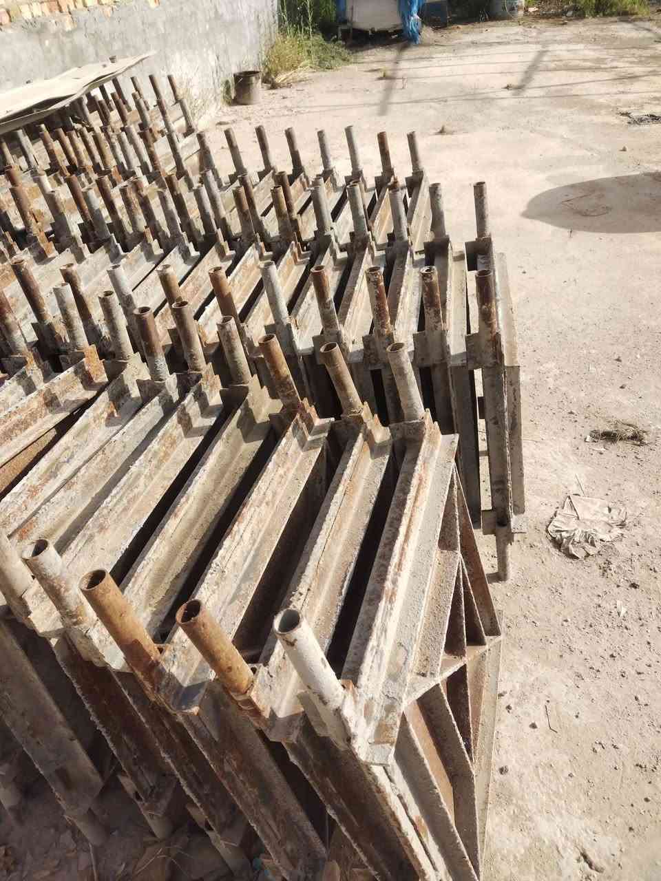 قوالب شتايكر 80x80 سمك 4 قوالب سداسي 40في40 درجه أوله 150 الرقم ***********
