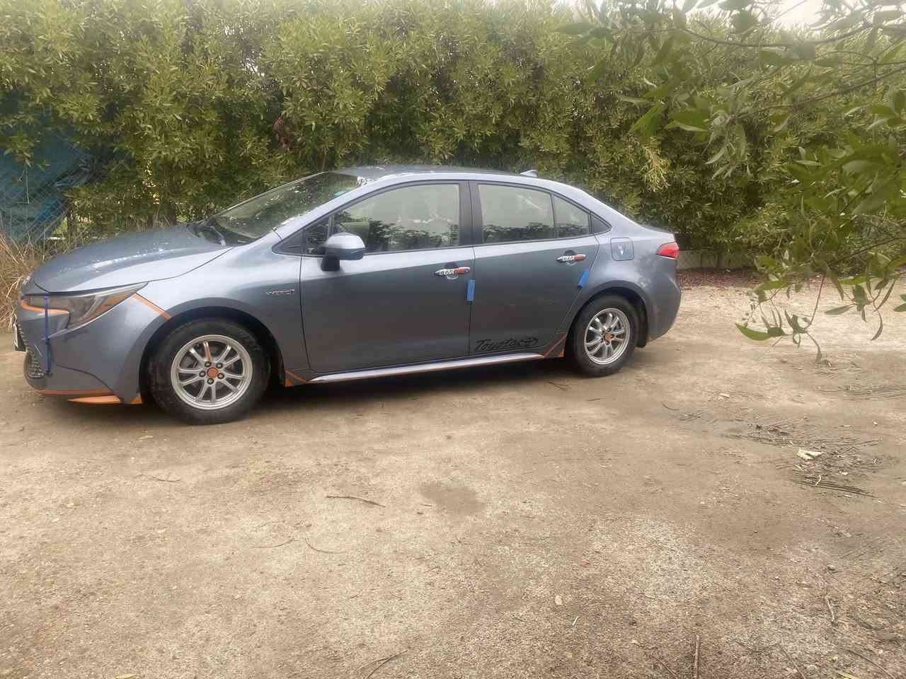 بغداد وارد بيه قطع صبغ  بدون دواخل  محرك وكير  وصدر وتبريد وشاشه وكامره كلها جيد  وبيه مواصفات اخرى مع العلم السياره بصمه والاستفسار اكثر اتصل  *********** والسعر 125
