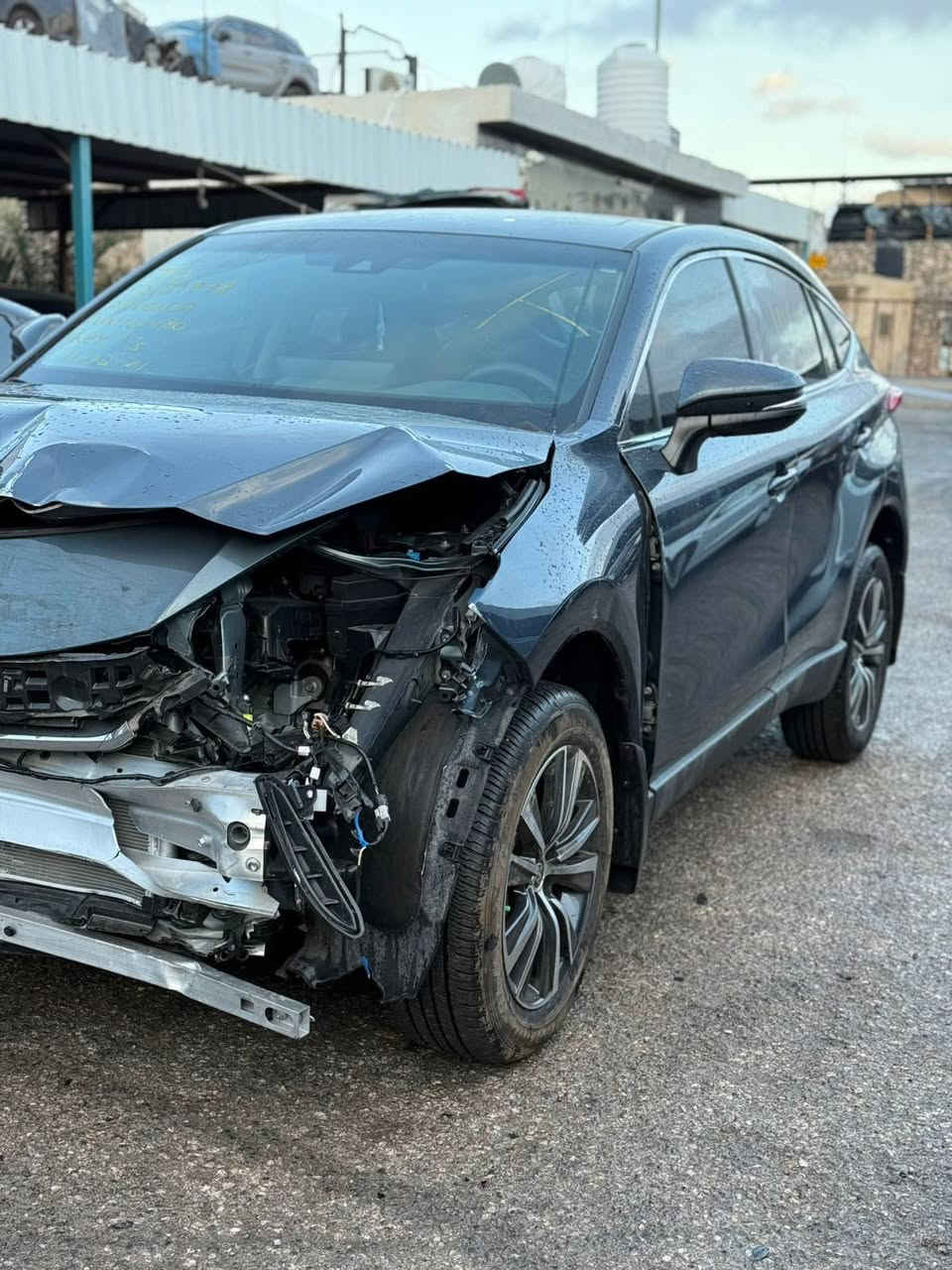 السلام عليكم
للبيع فينزا موديل ٢٠٢٤ وارد امريكي 

ماشية ٢٢ الف 

حجم المحرك ٢٥٠٠ هايبرد 

مواصفات 🚘 

رادارات ٣٦٠ درجة / شاشة وكامرة / بصمة / تحكمات مقود جهتين / جنطة كهرباء : مقعد السايق كهرباء / شحن لاسلكي / تدفئه كشنات 

حادث السيارة امامي تبديل دعامية وبنيد مصبوغ 
( بدون ايرباك ) 

صور الحادث مرفقه مع الصور 

السعر ع الخاص او الاتصال (***********)

مكاني بغداد حي العدل / الكرادة
