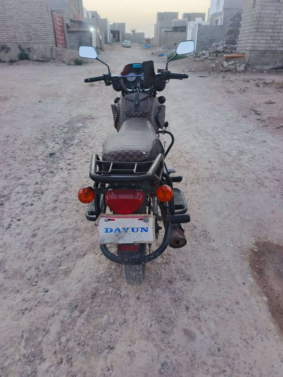 السلام عليكم دراجة ديوان كلك موديل  2024 محرك 200  بلادي مكفولة من كلشي النضافة 75%السعر ١١٥٠ وبيها مجال للشراي مكان صلاح الدين قضاء سامراء للاتصال *********** رجاء ال مو شراي لا يتصل ولا يتعبني
