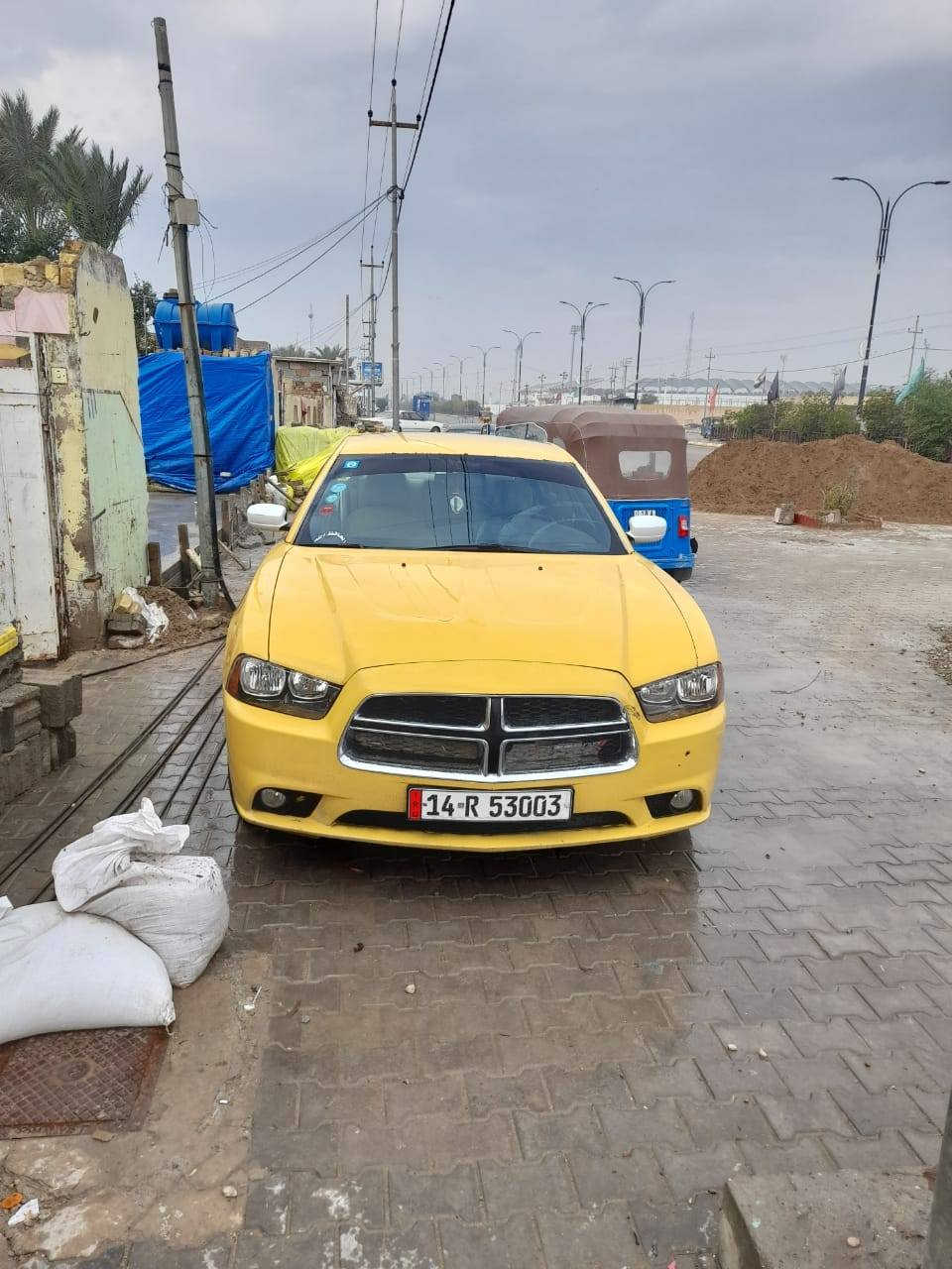 جارجر ١٢ كفاله عام سياره خير من الله ماذب عليه ربع دينار جاهزه من كل النواحي بل عافيه لي صير من نصيبه اني مكلف بنشر رقم راعيه واخابره وبيك خير ودلل ***********و***********
