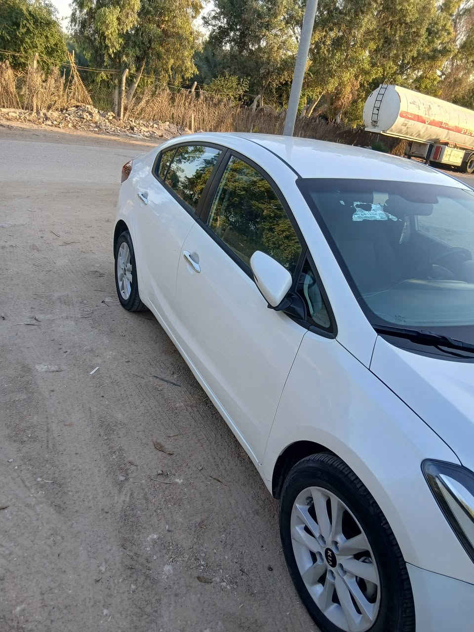 سيراتو ٢٠١٨ 
بارد بقبق الجنطة
السنوية ساقطة ب٢٠٢٥
السعر ١٣٠ ورقة


**إذا كنت صاحب هذا الإعلان وتريد حذفه لأي سبب، رجاءا أرسل رسالة إلى الدعم الفني**