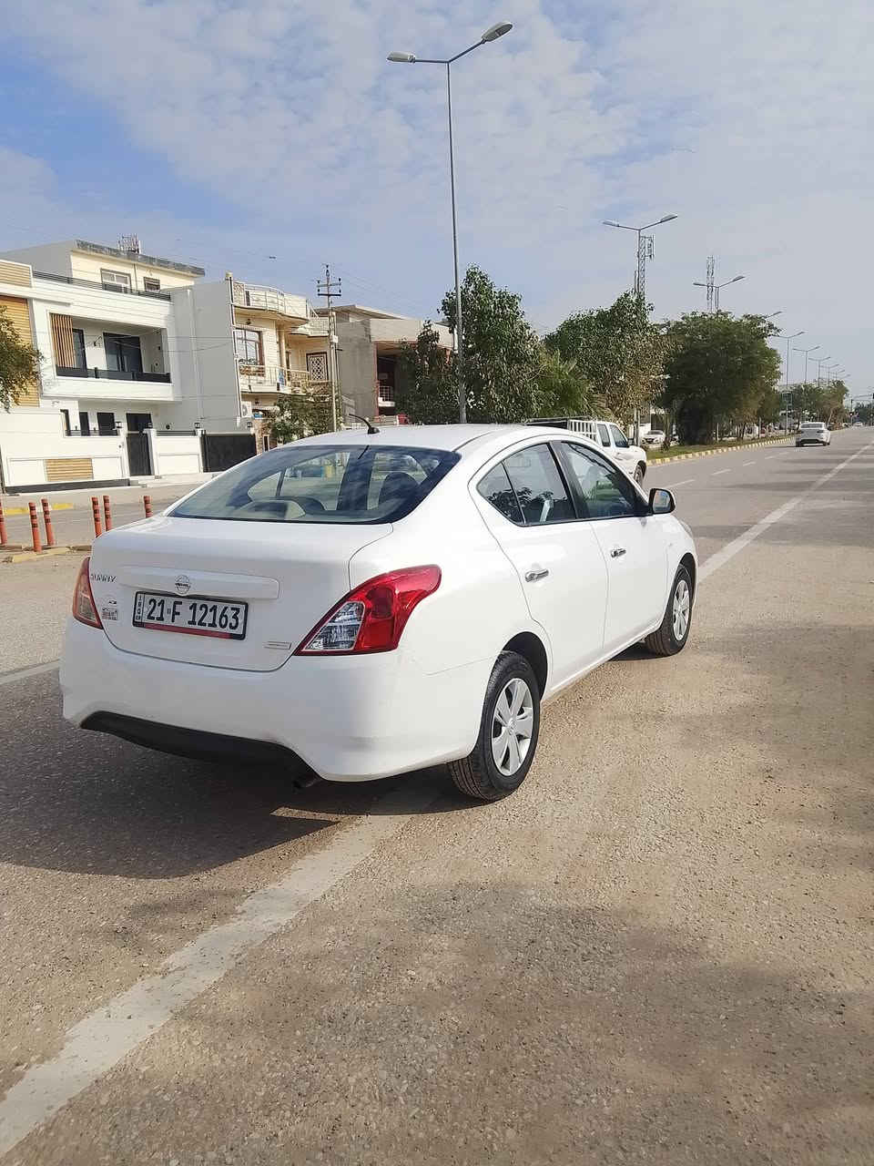 سەنی لاکشمیبای مودیل 2015 سپی بەفری تۆماتیک سەنەوێ تا2027مانگ8 تازەیە گێڕو مەکینەو تەبریدو سەدر پێشو دوابەشەر یەک دینار مەسرەفی نیە بەشەرتی تەحویل و غرامە سۆنەرم داناوە ناونیشان ....کفری ..کلار***********                   عربی صنی اوتماتیك مودیل2015‌ سنویة جدید حتا 2027كیر محرك ب شرط صدر امامی و خلفی بشرط سونر موجود عنوان قضاء كفری قریب كلار رقم تلفون ***********
