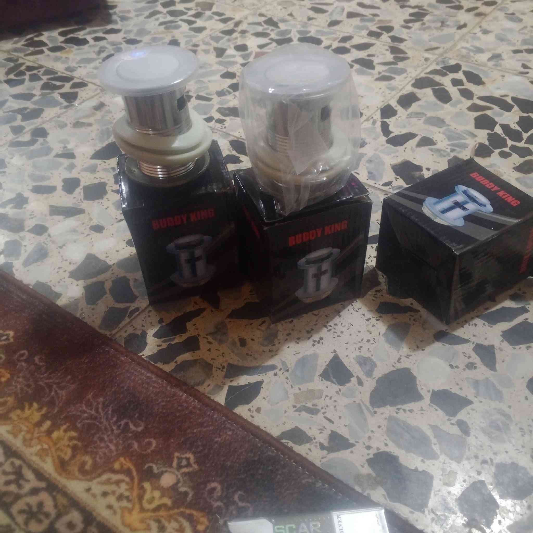 فيته 5متر +3متر اكثر شي 5متر العدد اكثر من 2000فيته ركبه سنك 800قطعه السعر 500دينار القطعه سعر فيته 3متر 250بغداد حي السفير ***********فيته 5متر سعر500دينار
