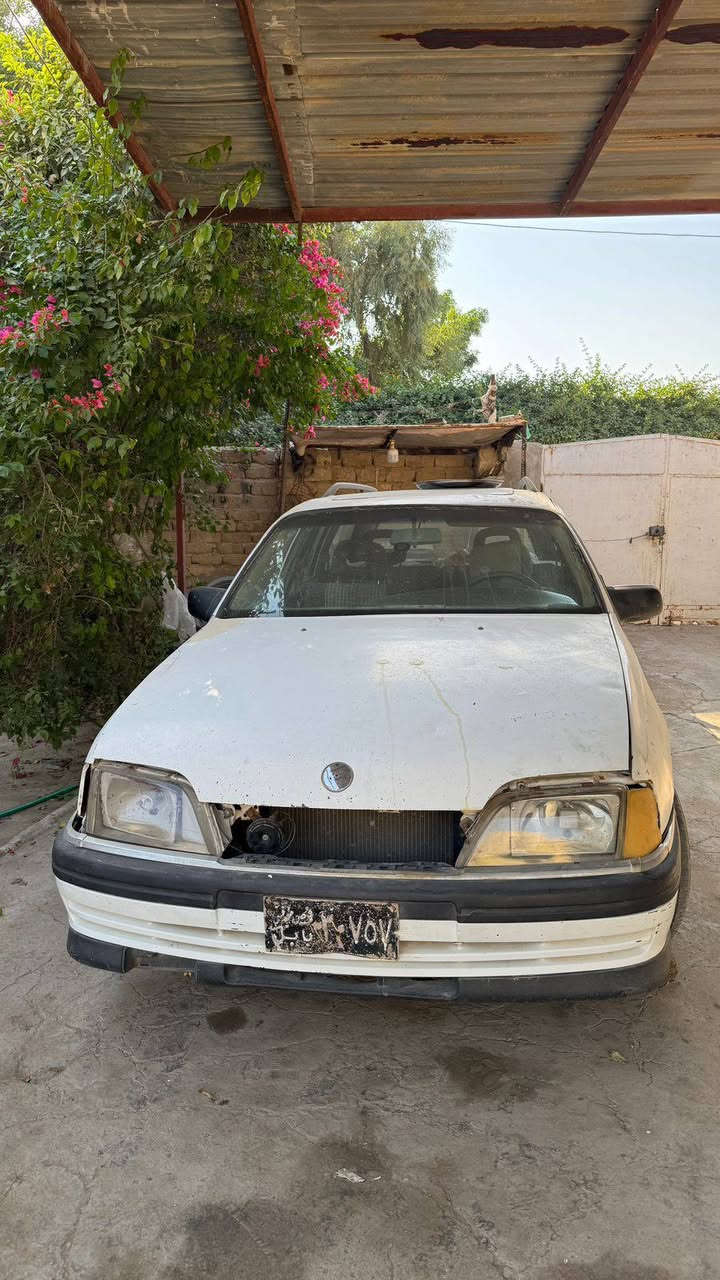 سلام عليكم للبيع اوبل اوميكه استيشن سياره بلادي بيه اخياسات وملكطهن محرك ٢٠٠٠ كير عادي كير محرك حداديه كهربائيات تخم تاير جديد سياره جاهزه السياره فحص موقت بابل ابسمي مكاني بابل السياحي للستفسار الاتصال *********** السعر ١٣ ورقه
